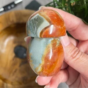 Polychrome Colorful Crystal Stone Mushroom carving